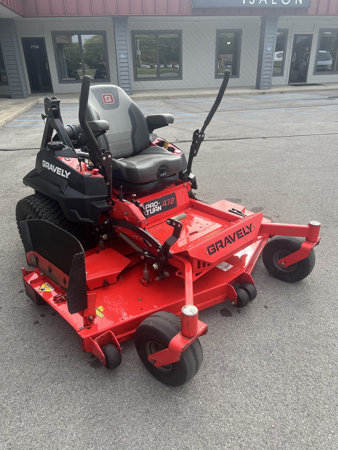 2019 Gravely Pro-Turn 472 Image 3