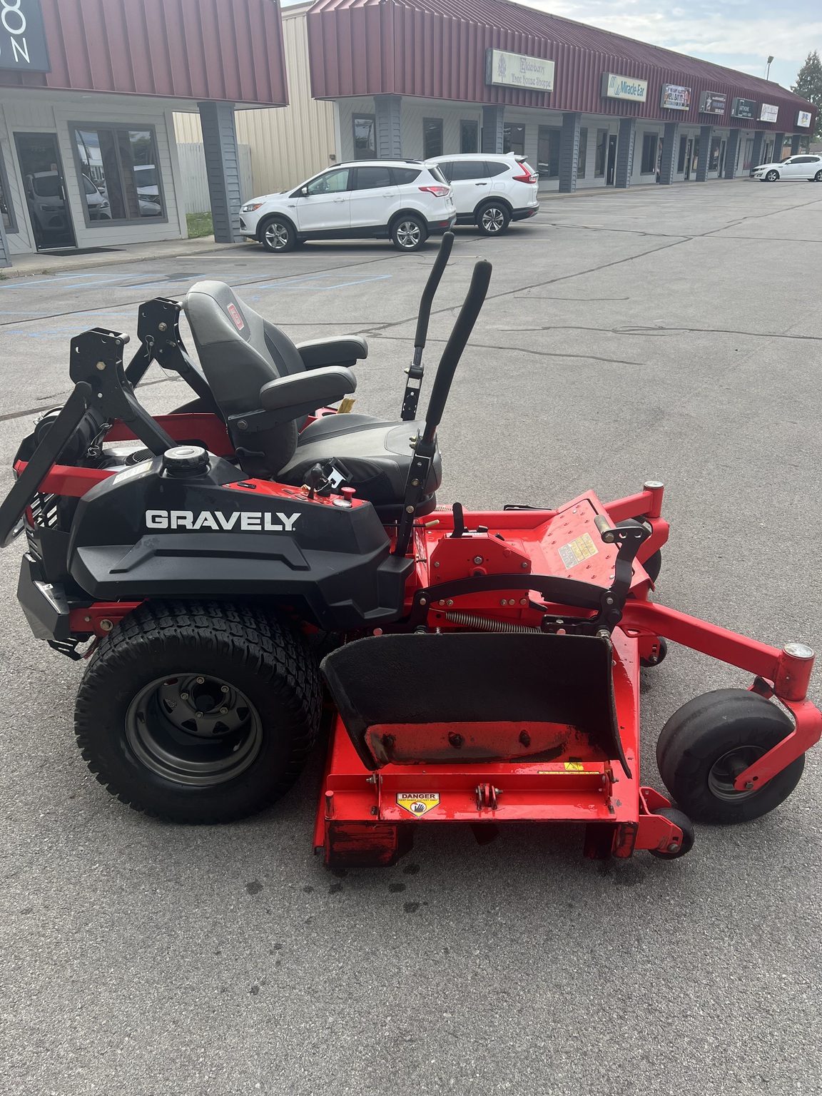 2019 Gravely Pro-Turn 472 Image 4