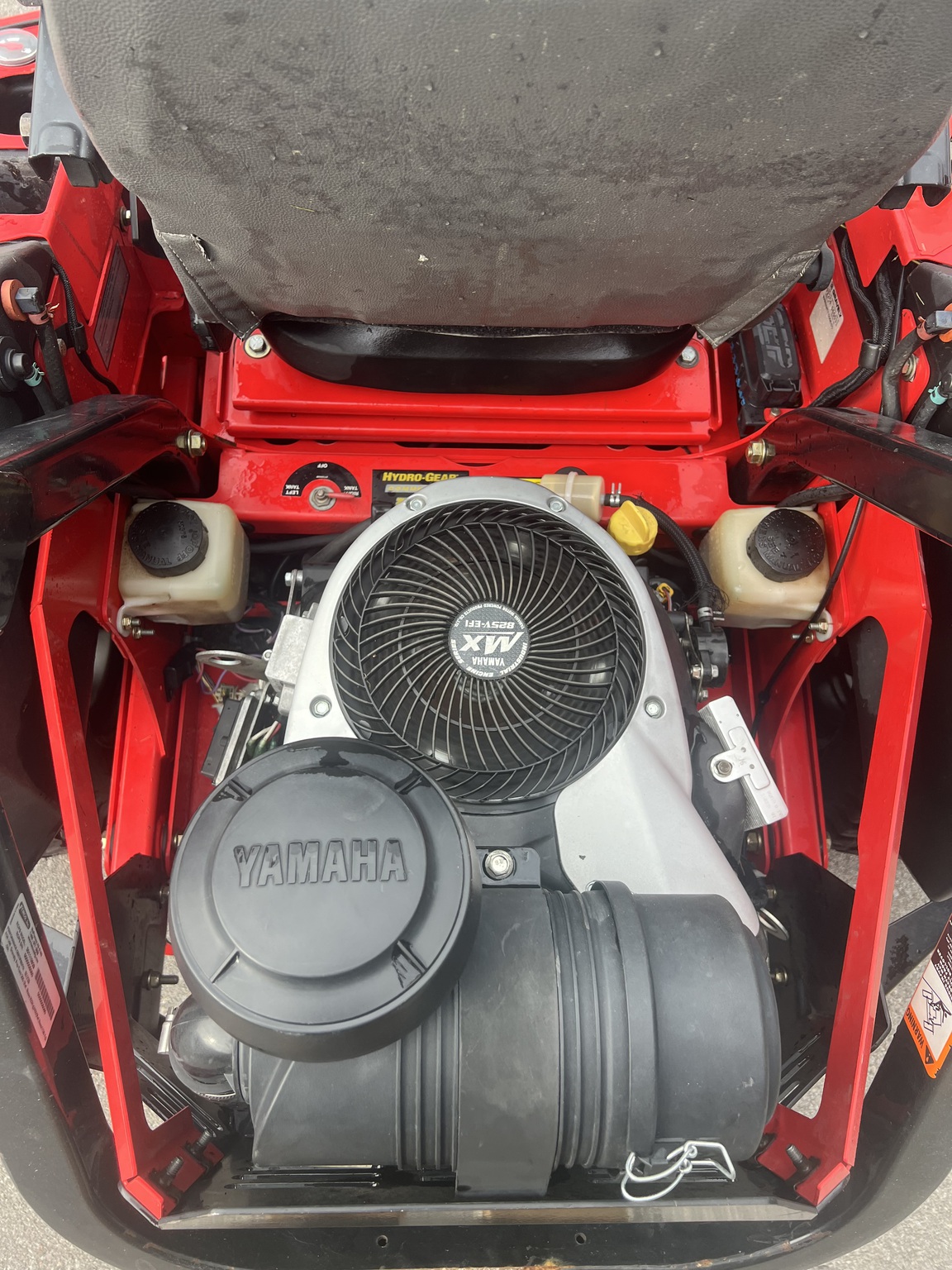 2019 Gravely Pro-Turn 472 Image 6
