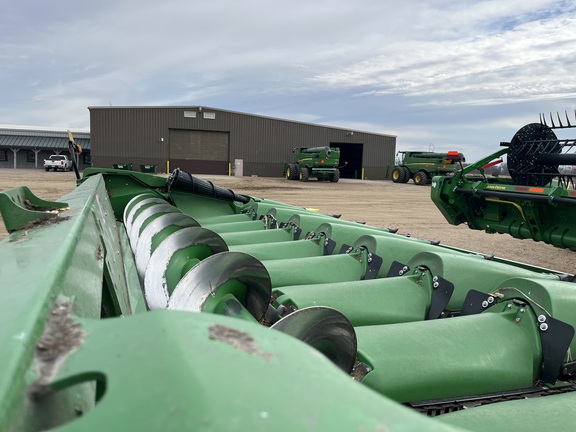 2024 John Deere C18R - Photo10