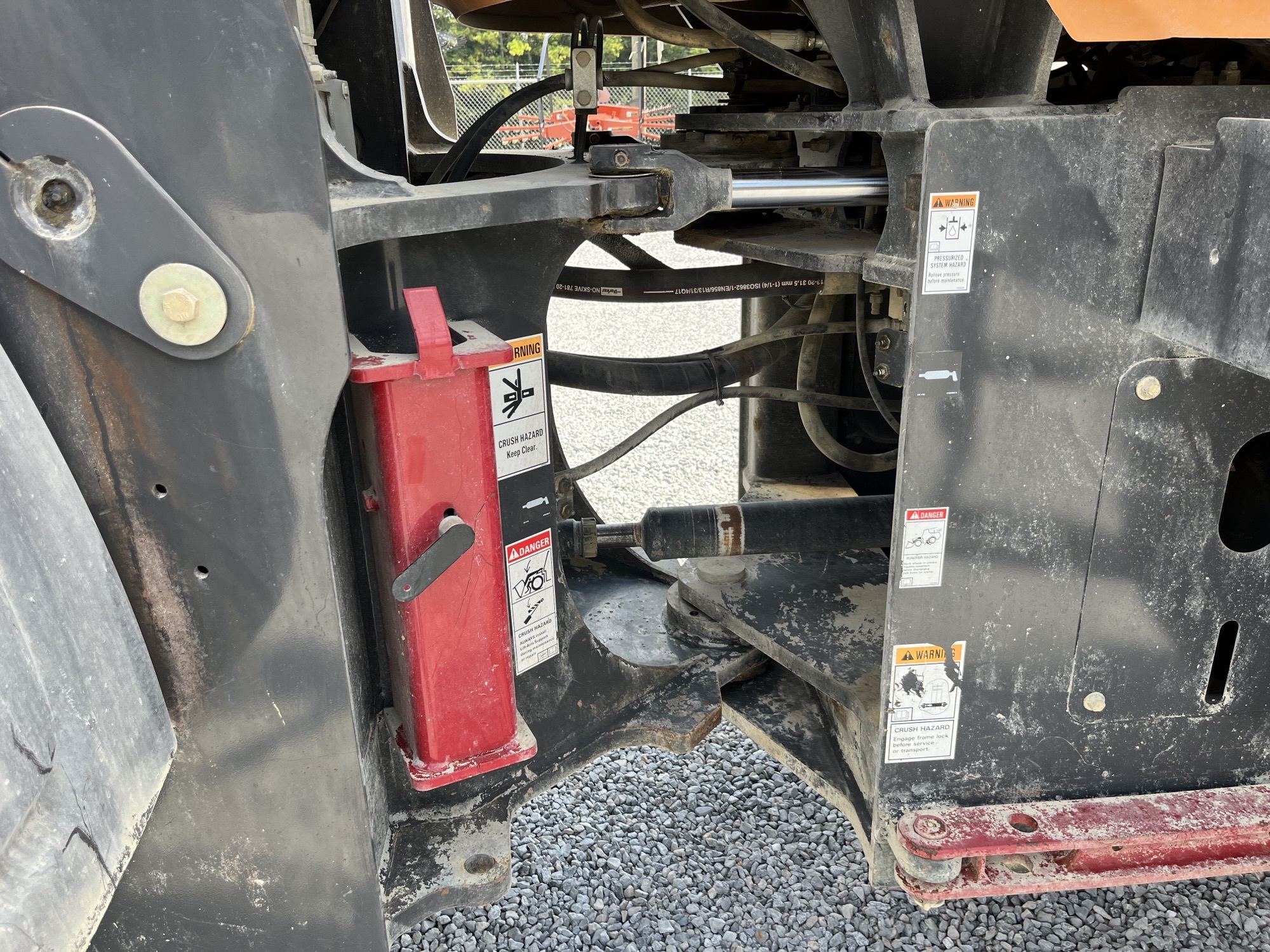 2018 Case 821G Image 5