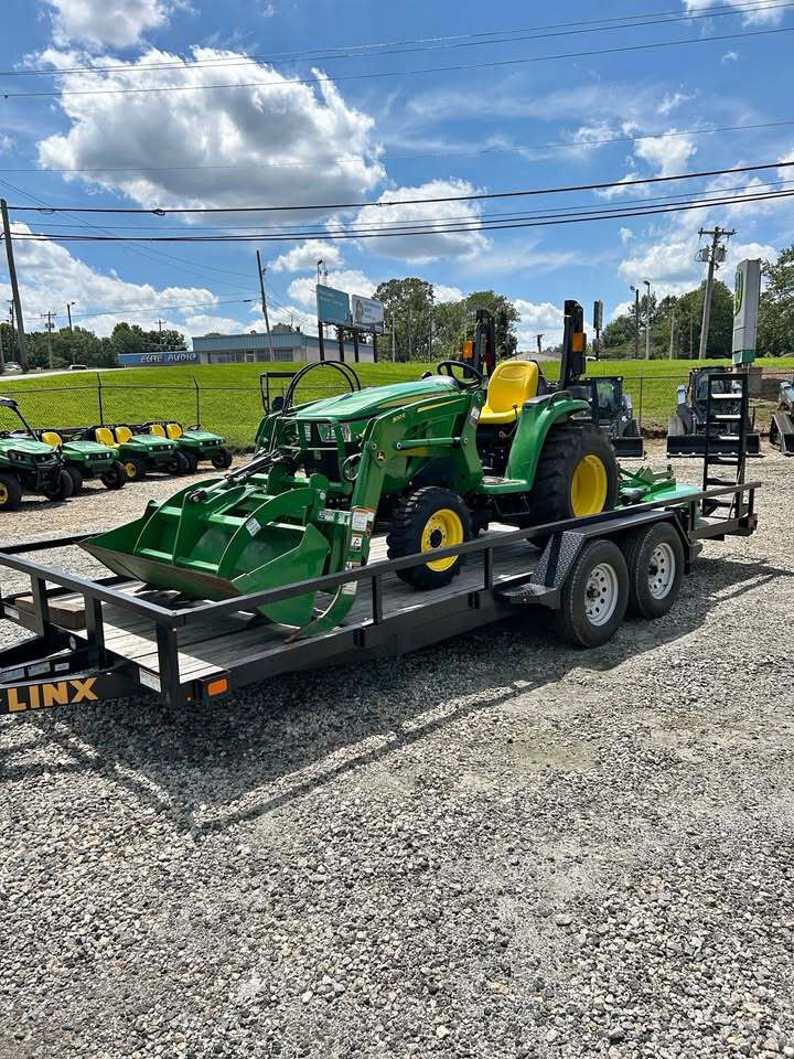 2024 John Deere 3038E Image 1