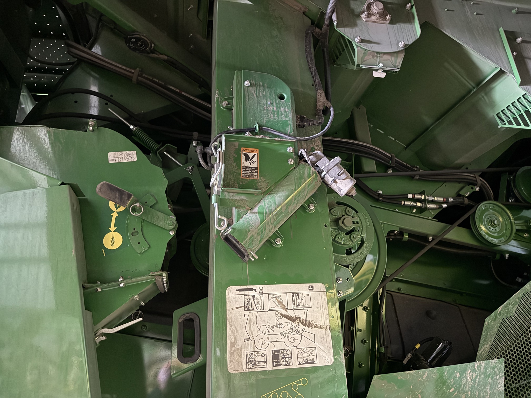2024 John Deere S780 Image 8