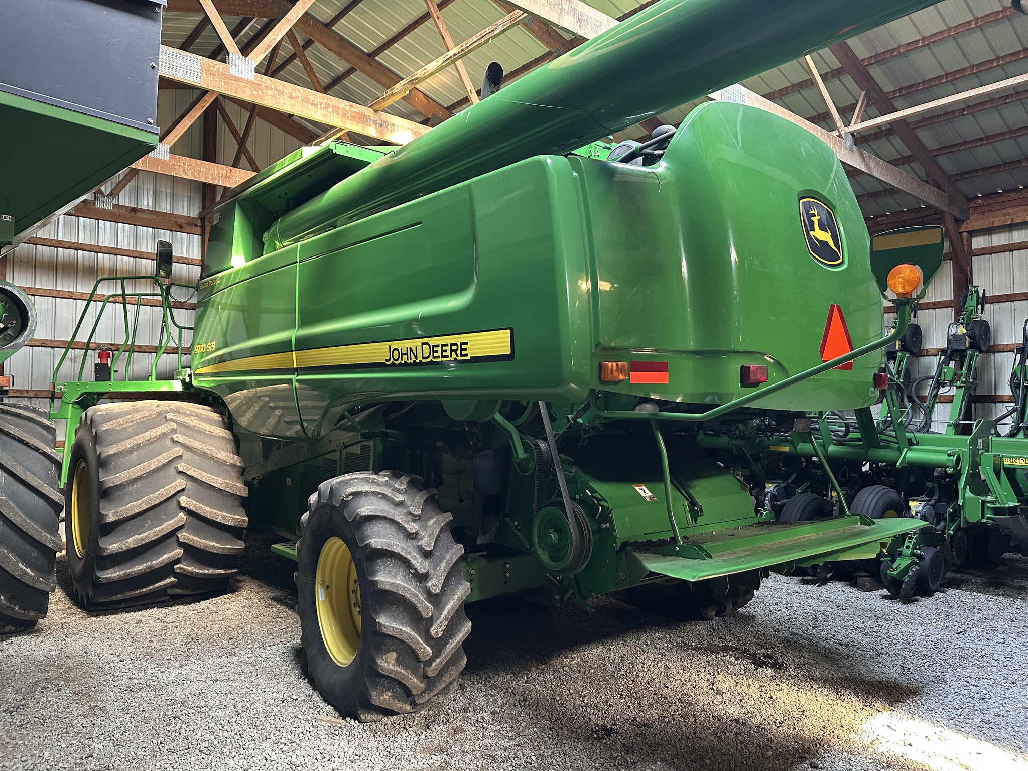 2008 John Deere 9770 STS Image 2