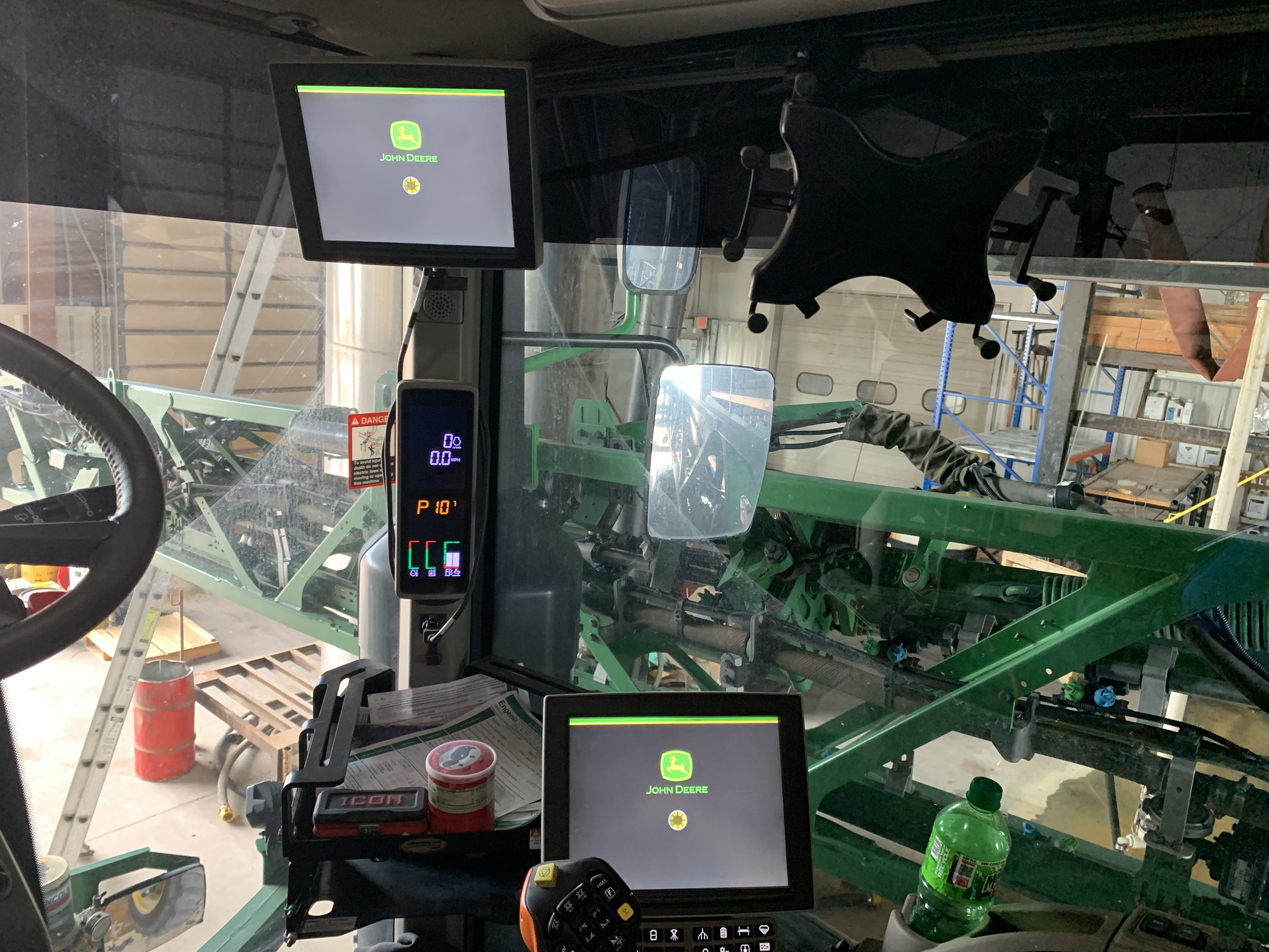 2023 John Deere 612R Image 18