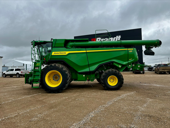 2025 John Deere X9 1100