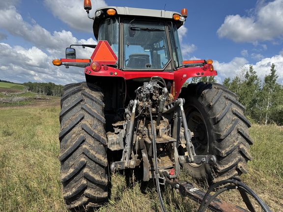 Used 2015 Massey Ferguson 7720 Classic Tractor Row Crop Tractors at Horizon Ag & Turf in Vermilion, AB - Photo3