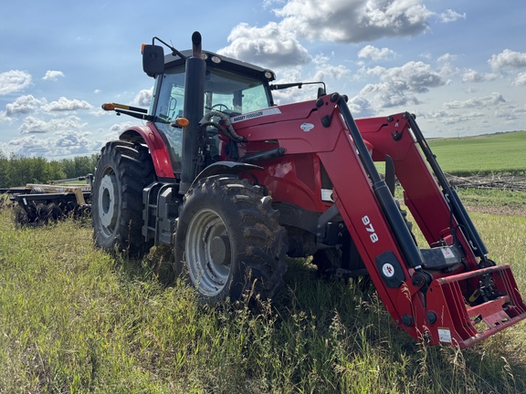 Used 2015 Massey Ferguson 7720 Classic Tractor Row Crop Tractors at Horizon Ag & Turf in Vermilion, AB - Photo5