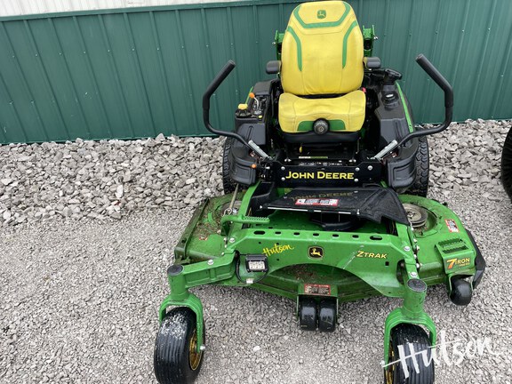 Photo of 2023 John Deere Z950M