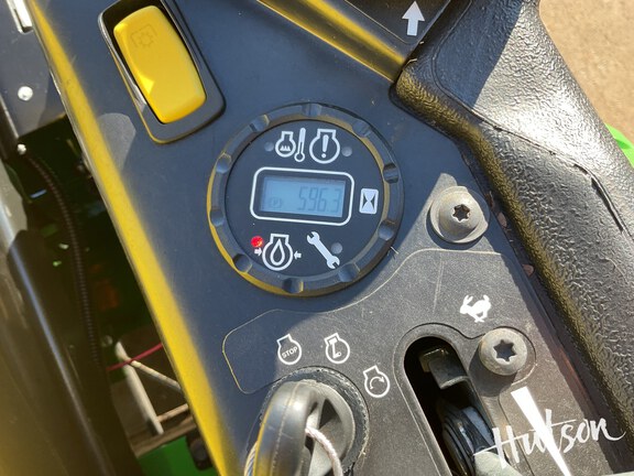 Photo of 2023 John Deere Z950M