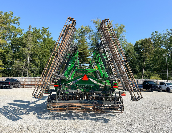 2020 John-Deere 2660VT