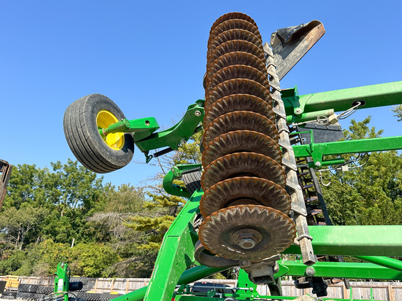 2020 John-Deere 2660VT