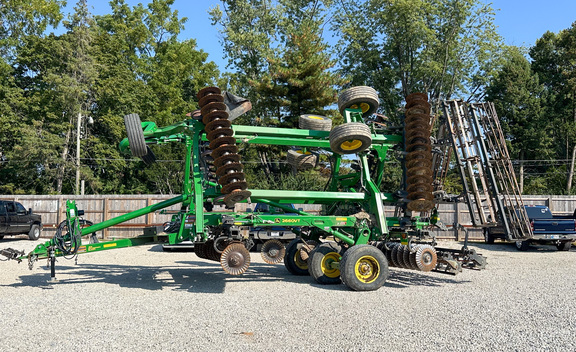 2020 John-Deere 2660VT