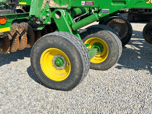 2020 John-Deere 2660VT