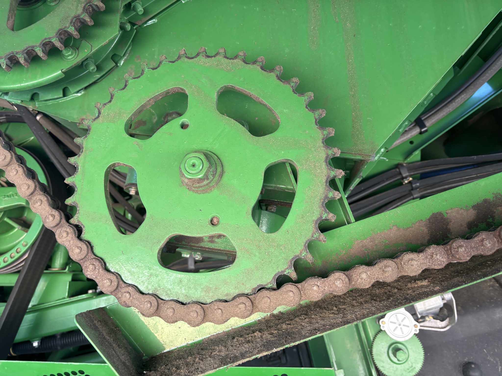 2013 John Deere S680 Image 8