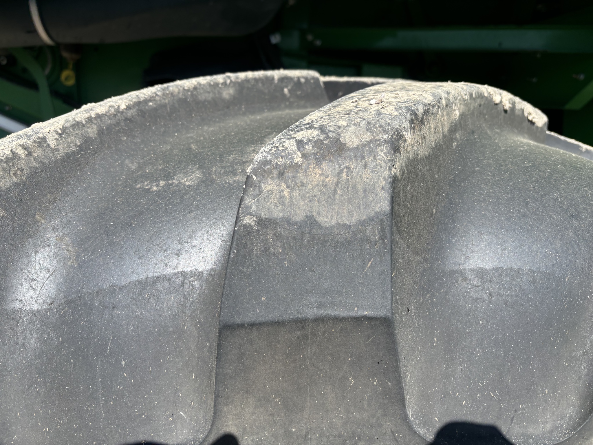 2013 John Deere S680 Image 12
