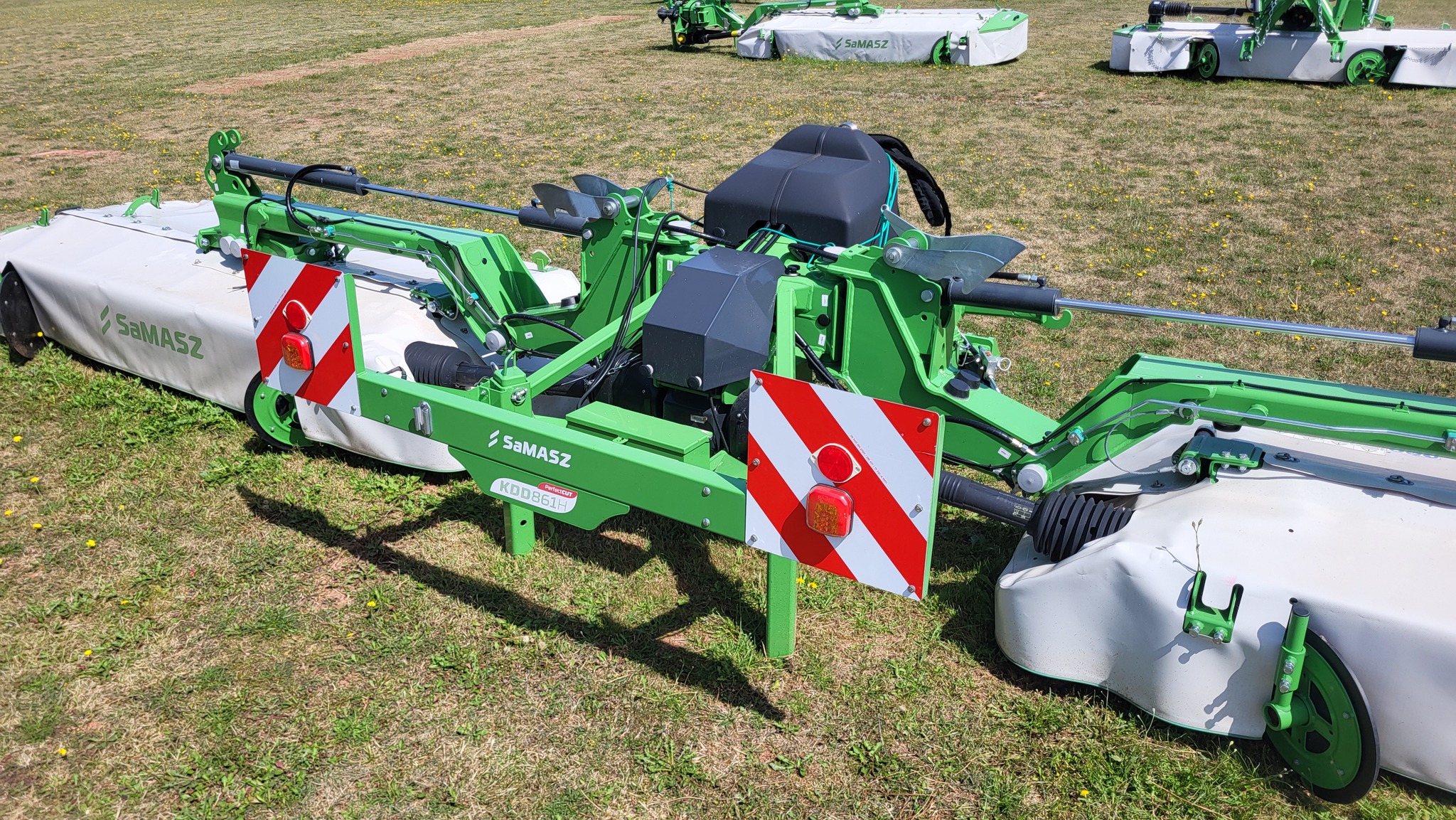 2023 Samasz KDD 861 H Double Sided Disc Mower Image 6