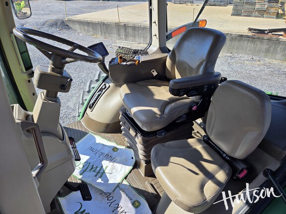 Photo of 2012 John Deere 8285R