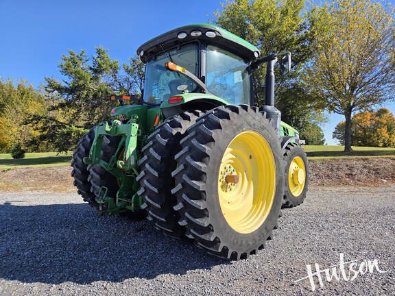 Photo of 2012 John Deere 8285R