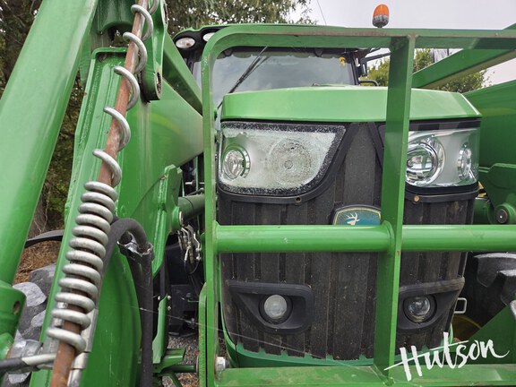 Photo of 2016 John Deere 6175R