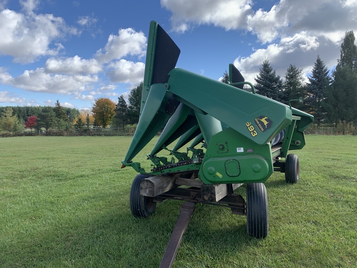 1998 John Deere 693 Image 3