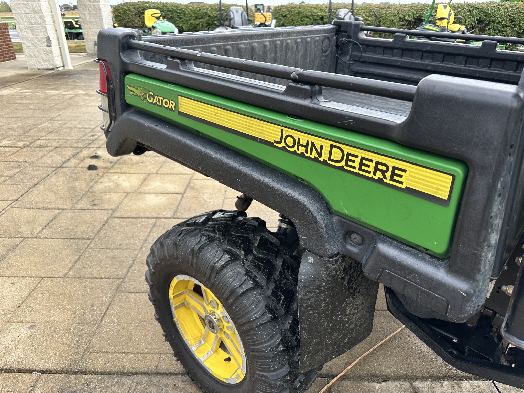 2011 John Deere XUV 825I GREEN Image 6