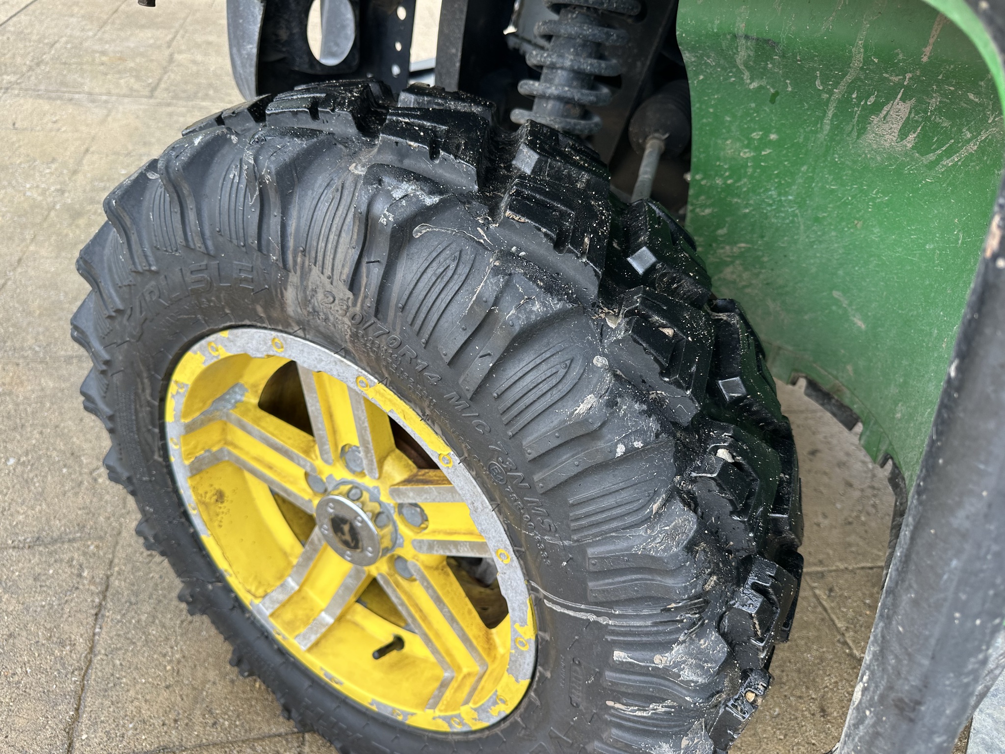 2011 John Deere XUV 825I GREEN Image 12