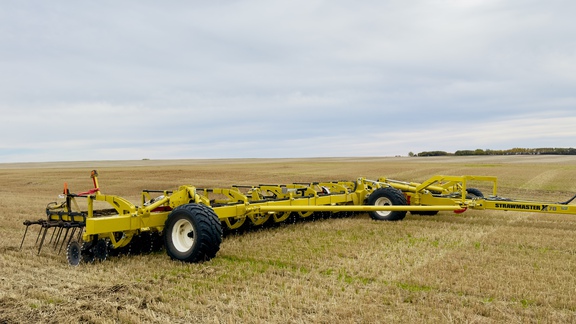  Degelman STRAWMASTER X 70