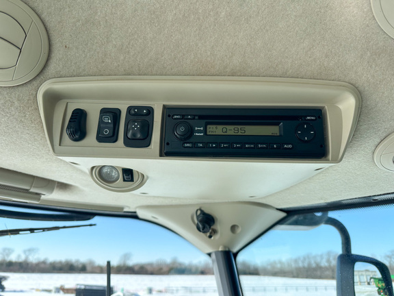 2014 John-Deere S680