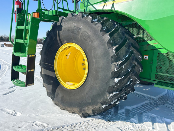 2014 John-Deere S680