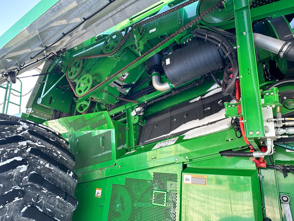 2014 John-Deere S680