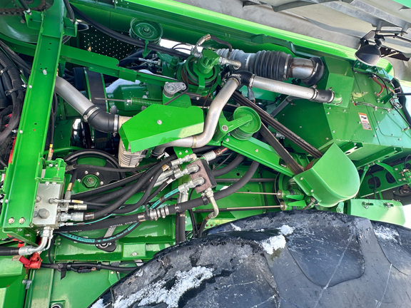 2014 John-Deere S680