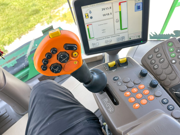2014 John-Deere S680