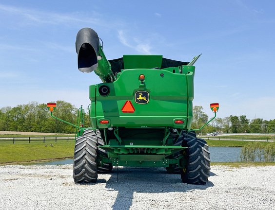 2014 John-Deere S680