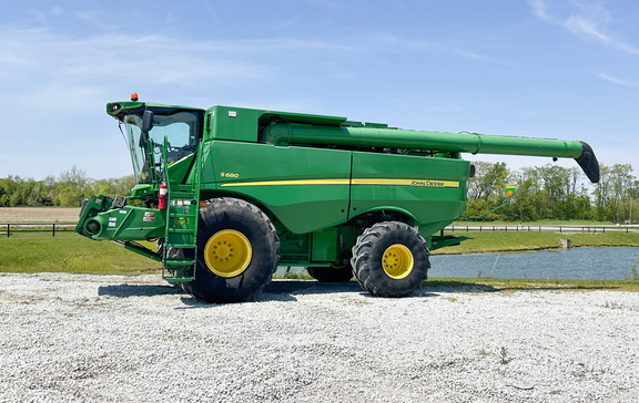 2014 John-Deere S680