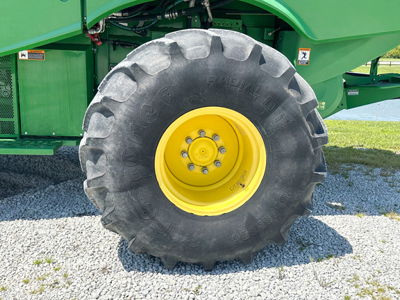 2014 John-Deere S680