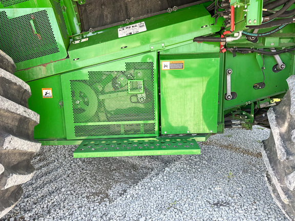 2014 John-Deere S680