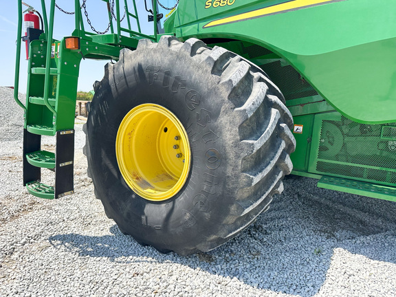 2014 John-Deere S680