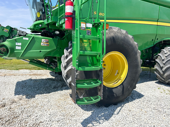 2014 John-Deere S680