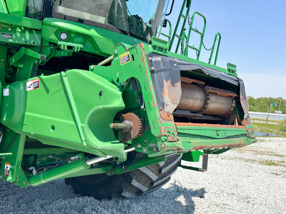 2014 John-Deere S680