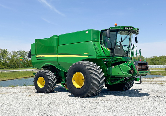 2014 John-Deere S680
