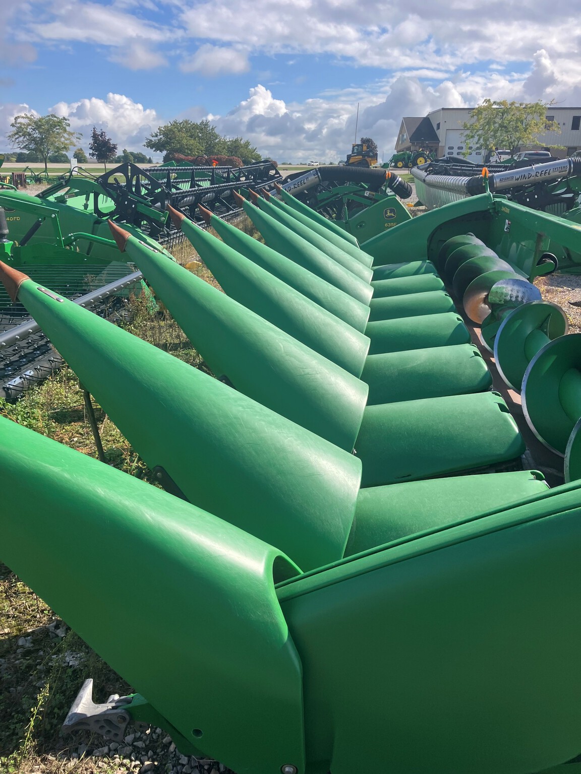 2011 John Deere 608C StalkMaster Image 1