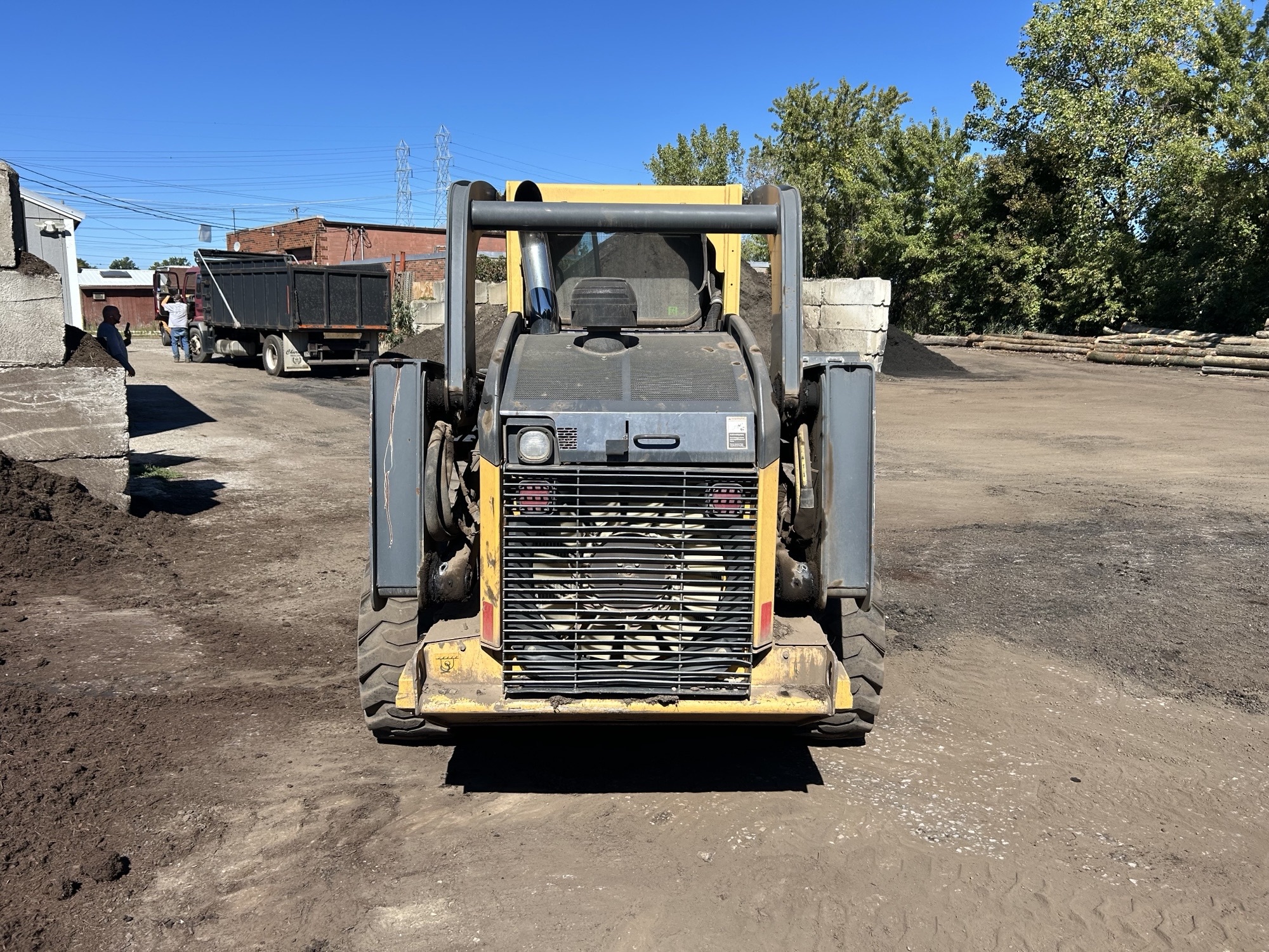 2013 John Deere 332E Image 5