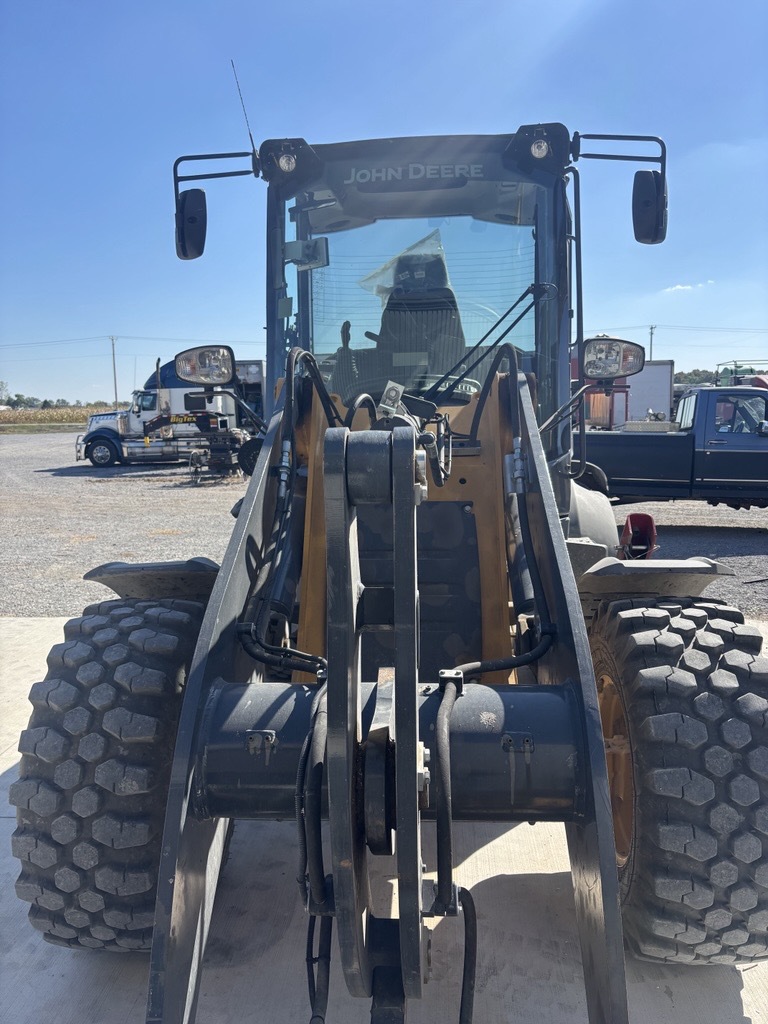 2024 John Deere 324 P Image 4