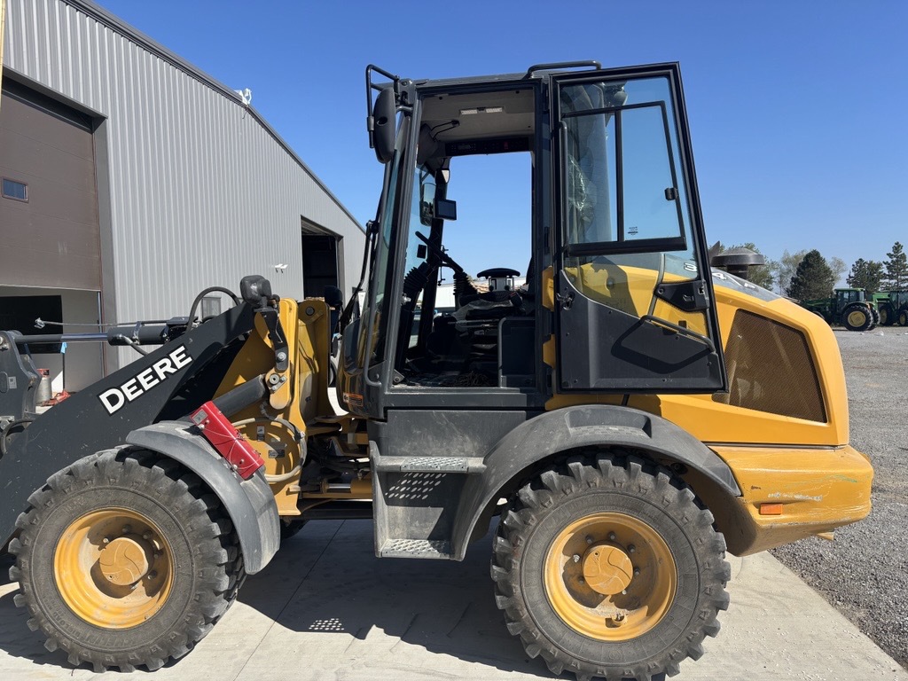2024 John Deere 324 P Image 3