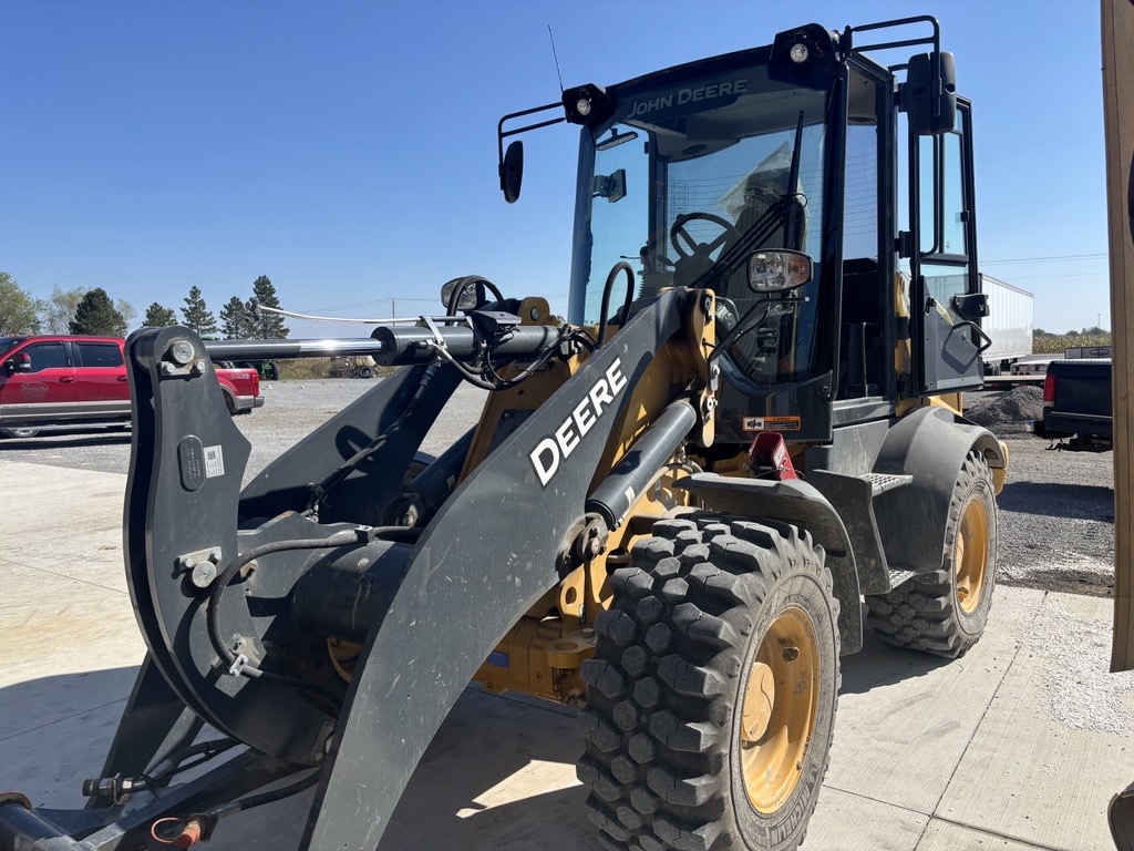 2024 John Deere 324 P Image 5