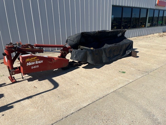  1999 Agco 5409 at Heritage Tractor in West Plains, MO
