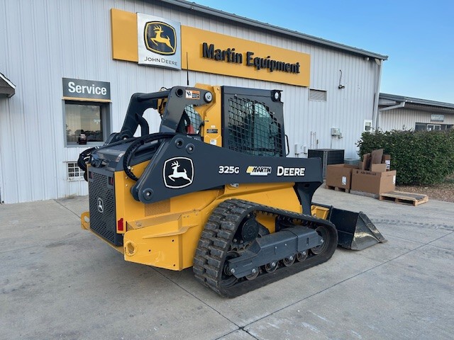 2023 John Deere 325G Image 3