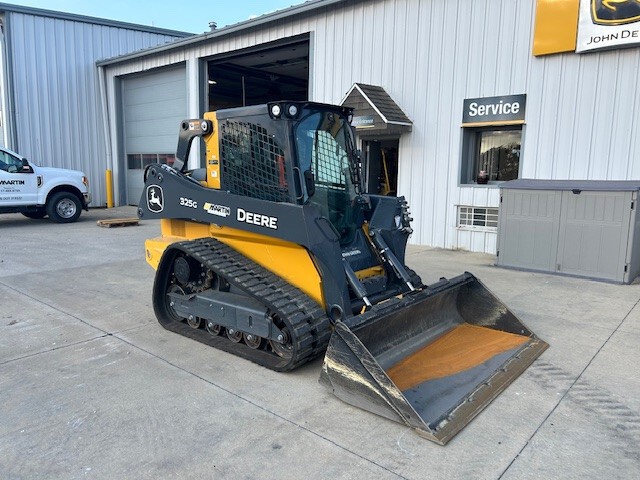 2023 John Deere 325G Image 4