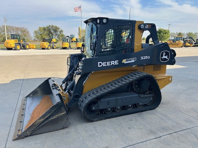 2023 John Deere 325G Image 2